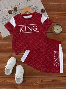 SHEIN Playful Pals 一套男婴休闲时尚简约“KING”字母和几何印花短袖圆领T恤和短裤套装，适合户外运动穿着，春夏款。 - 彩色 - 查看 3
