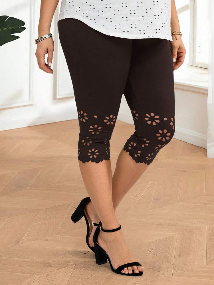 Plus Size Women's Summer Casual Vacation Solid Color Elastic Waist Hollow Out 3/4 Brown Leggings,Spring Break, Vacation Women, Holiday For Women,Going Out,2026 New,Simple And Fashionable For Everyday Wear, Plus Size Leggings Women, Yoga Pants Plus Size