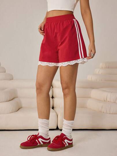 Aidyla 时尚条纹撞色蕾丝装饰休闲短裤