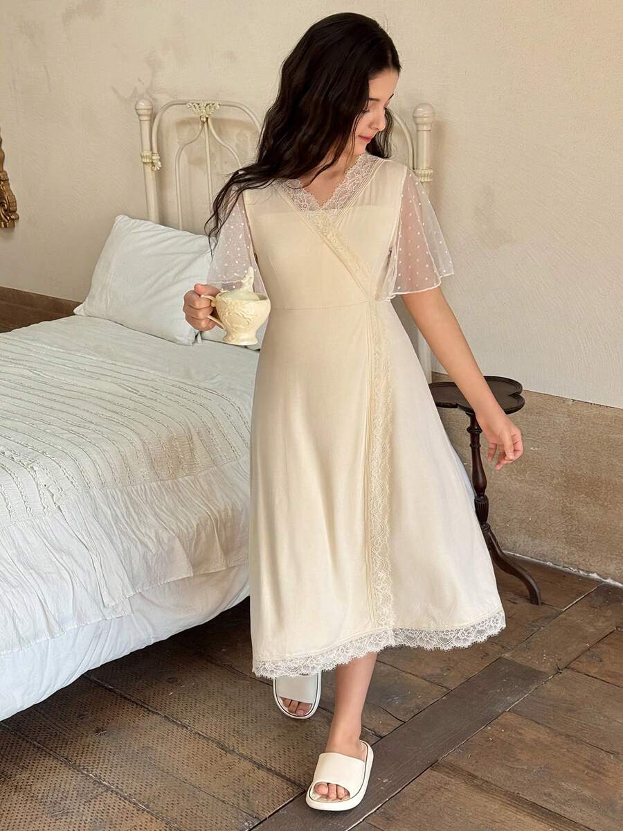 DAZY 少女优雅蕾丝拼接裹身睡袍家居服