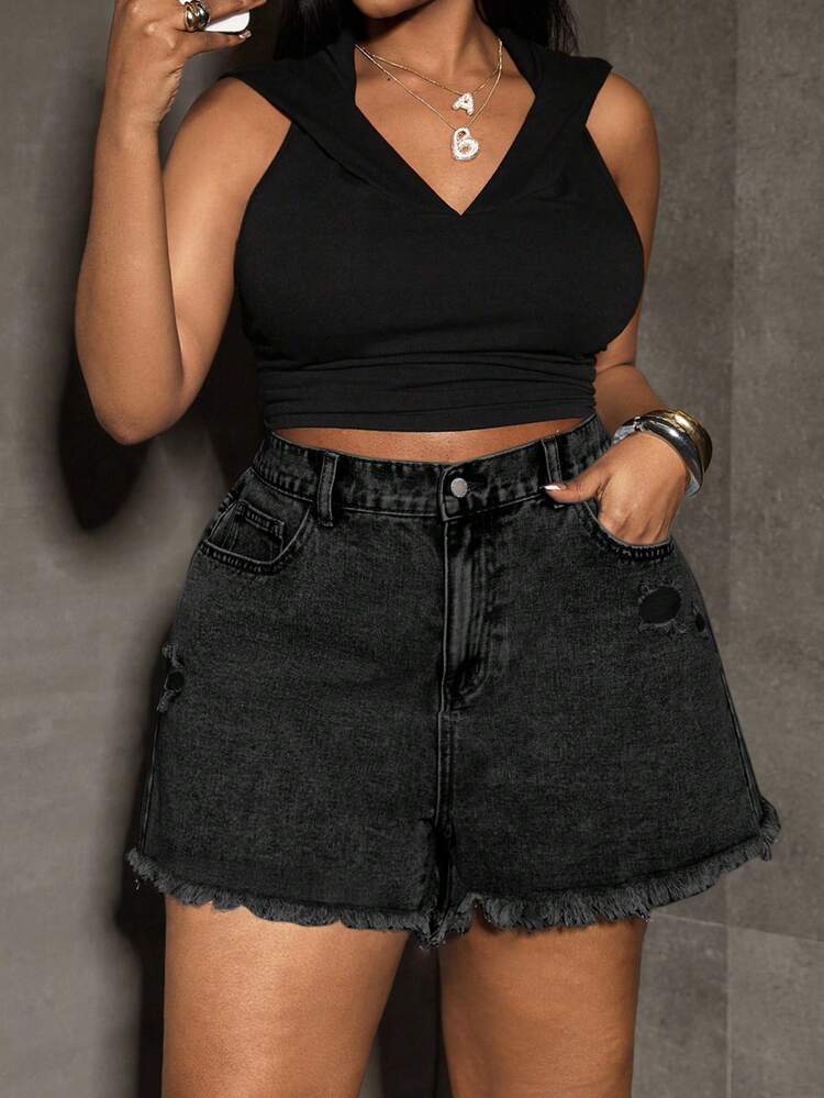 SHEIN PETITE CURVE Pantaloncini di jeans casual larghi e strappati con tasche e orlo sfilacciato, taglie comode per donne di taglia grande - nero - Visualizzare 6