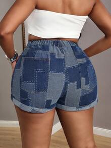 Slaydiva Plus Size Women's Blue Denim Personalized Jacquard Shorts, Spring - Medium Wash - View 2