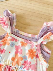 SHEIN Playful Pals 3件装女婴可爱休闲夏季碎花多色条纹纯色紫色粉色荷叶边吊带无袖背心连衣裙套装，柔软弹力，适合幼儿、婴儿沙滩度假派对穿着。女婴服装多件装，女婴连衣裙套装，3件独立半配套女婴连衣裙，1岁女童服装3件装。 - 彩色 - 查看 3
