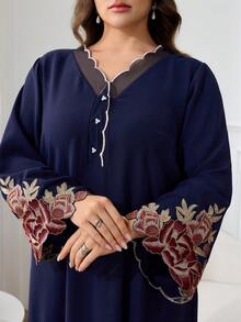 Al Najma 大码女式花卉刺绣撞色滚边V领长袖阿拉伯风格长裙 - 藏蓝色 - 查看 3