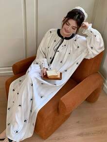 Dazy Plus Cartoon Print Loose Contrast Color Patchwork Drawstring Collar Long Sleeve Plus Size Women Nightgown Pajamas - Apricot - View 1