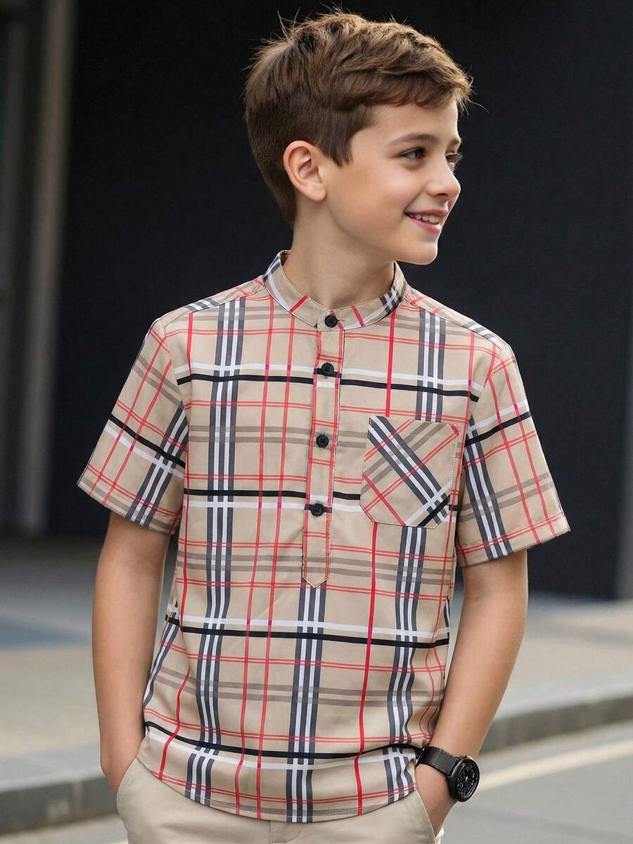 SHEIN 男童休闲格子领短袖衬衫，半拉链设计，适合通勤、上学、日常休闲穿着、运动、春夏穿着 - 彩色 - 查看 1