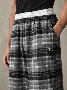 SWAVVY 男士休闲通勤宽松弹力腰拼接印花阔腿裤 - 黑與白 - 查看 5