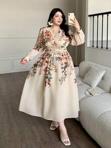 Dazy Plus Đầm maxi dáng chữ A cổ chữ V in hoa, thắt eo, kiểu dáng đi nghỉ mát, cỡ lớn, đầm mùa xuân/hè. - Màu be - Xem 7