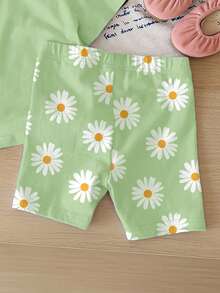 SHEIN LMoss Kids 2pcs Set Pakaian Rumahan Kasual Motif Bunga Daisy untuk Bayi Perempuan, Kaos dan Celana Pendek, Cocok untuk Musim Panas - MultiWarna - View 5