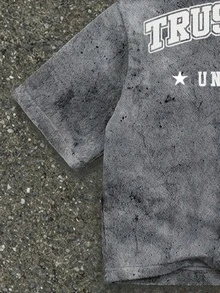 Manfinity ZONE917 Boxy Cropped Street Loose Cement Gray Collegiate Logo Print Short Sleeve Shirt - Multicolor - View 4