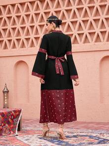 Al Najma Solid Color Patchwork Geometric Print Waist Cinched Dress With Belt - Multicolor - View 9