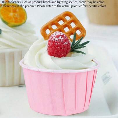 50个装纸杯蛋糕托，玛芬蛋糕衬垫，防油烘焙衬垫，带铝箔边，适合与家人朋友在家庭厨房或学校举办派对、万圣节庆祝活动。