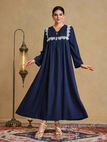 Al Najma Đầm Abaya maxi dáng rộng, thoải mái, phối ren móc dành cho nữ. - Màu xanh lam - Xem 4