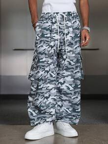 Manfinity EMRG Pantalones anchos de pierna ancha con estampado de camuflaje y cordón en la cintura para hombres - Multicolor - Ver 5