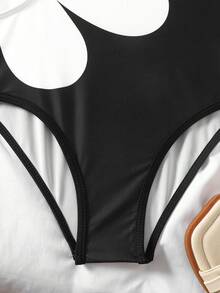 SHEIN Tween Girls' Black & White Floral Patchwork One-Piece Swimsuit, Cute Casual Daily Beach Holiday Beachwear - Black - View 3