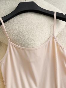 Franclia 女士吊带背心和红色金属装饰短裤两件套 - 彩色 - 查看 4