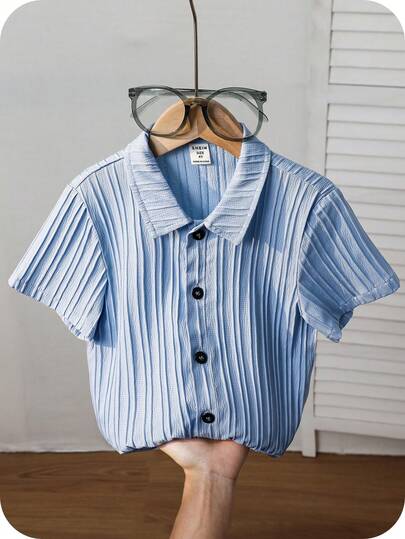 1 Piece Young Boy Casual College Comfortable With Turn-Up Collar Loose Short-Sleeved Shirt Suitable For Commuting To School Daily Casual College Suitable Back To School Suitable For Birthday Parties, Parties, Performances, Weddings, Baptisms, Back To School Daily Suitable For School Suitable For Travel Suitable For Sports Suitable For Spring And Summer