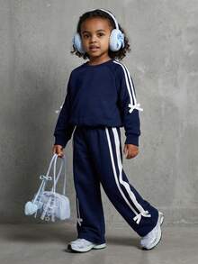 Casuvi Kids Casuvi 女童两件套：粉色针织套头卫衣和阔腿裤，蝴蝶结装饰，侧边撞色滚边，休闲可爱的美式风格，适合春秋季日常穿着、运动和度假。 - 藏蓝色 - 查看 2