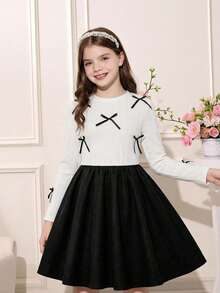 SHEIN Tween Girl Jacquard Textured Bow Decor Round Neck Long Sleeve Top & Patchwork Flared Dress Set - Black and White - View 3