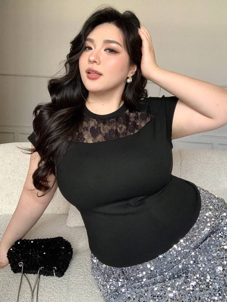 Dazy Plus Plus Size Solid Color Elastic Fitted Lace Splice Bodycon Cropped Short Sleeve T-Shirt Spring Summer