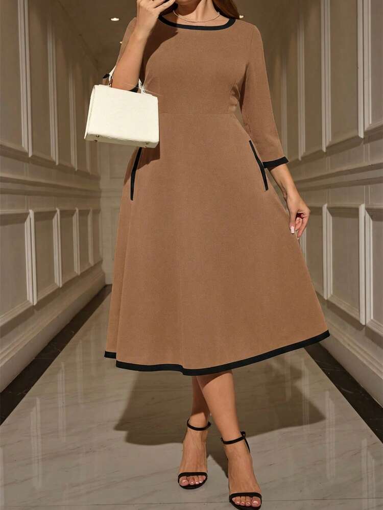 Plus Size Women's Elegant Black Dress, Autumn/Winter, Early Spring/Valentine's Day, Spring Break Outfits ,Valentine Outfits For Women ,Vacation Outfits Women ,Holiday Outfits For Women,Spring Dress Women,Going Out Outfits,2026 New Clothes,Simple And Fashionable For Everyday Wear,Casual Elegant Valentine's Day Party Everyday