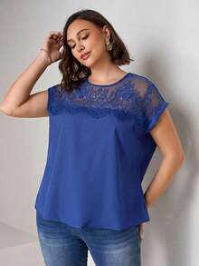 Chikora Áo kiểu dáng thanh lịch tay ngắn, cổ tròn, màu trơn, phối ren, cỡ lớn. - Xanh đậm - Xem 4