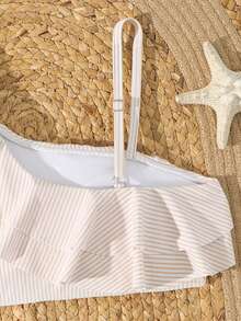 SHEIN Bộ đồ bơi Tankini cho bé gái tuổi teen, áo bơi hai dây kẻ sọc xanh trắng với viền bèo nhún đôi, kết hợp với quần bơi kẻ sọc xanh trắng, thích hợp cho kỳ nghỉ hè, xuân, thu, đi biển, công viên nước, bơi lội - Ngọt ngào, tối giản, phong cách thành thị sành điệu, bộ đồ bơi hai mảnh có bèo nhún cạp cao, bộ bikini kẻ sọc, đồ bơi bikini kín đáo cho bé gái tám tuổi. - Màu vàng - Xem 4