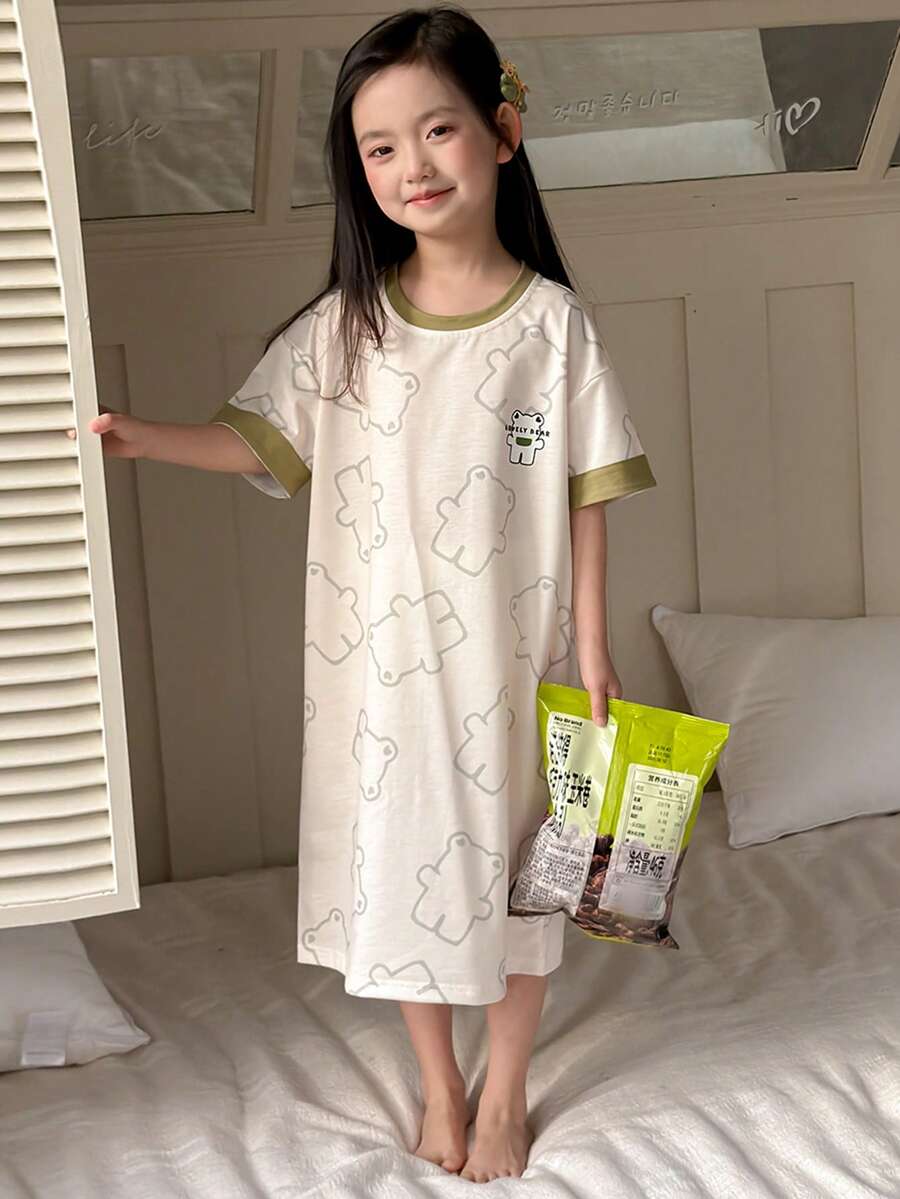 Dazy Kids Young Girls Round Neck Bear Print Short Sleeve Nightgown Loungewear