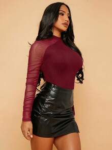 Radiana Áo dài tay cổ cao, tay lưới màu đỏ tía, ôm dáng, thích hợp cho mùa xuân/hè, hoàn hảo cho ngày Valentine. - Màu Đỏ Sâu - Xem 4