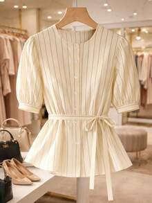 Franclia 女士时尚优雅纽扣轻盈奢华休闲宽松舒适法式复古通勤百搭条纹腰带设计温柔优雅修身衬衫 - 杏色 - 查看 6