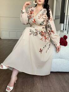 Dazy Plus Đầm maxi dáng chữ A cổ chữ V in hoa, thắt eo, kiểu dáng đi nghỉ mát, cỡ lớn, đầm mùa xuân/hè. - Màu be - Xem 1