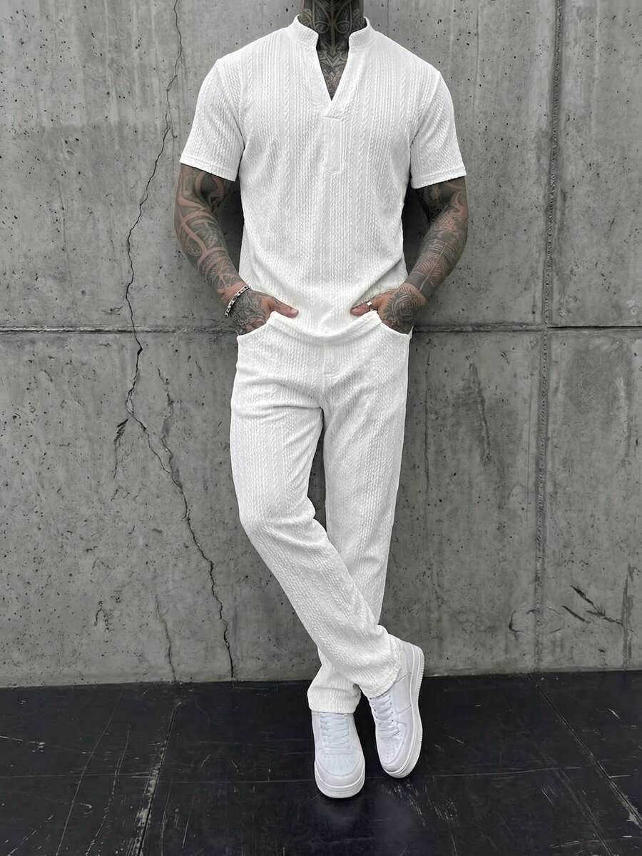 Manfinity VCAY Conjunto casual de 2 piezas para hombre: Camisa de manga corta de unicolor con cuello en V y pantalones con cordón y bolsillo en la cintura. Conjunto de pantalones de verano de lino gris y blanco para hombres. - Blanco - Ver 1