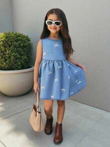 Young Girl' White Bow Decor Blue Denim Sleeveless Dress,Summer Outfits,Casual And Fashionable Vacation Outfits,Street Wear,2000s Style ,Comfortable And Soft Denim,Comfortable And Soft Denim Shorts, Summer Denim Dress,Summer Dress - Light Wash - View 4