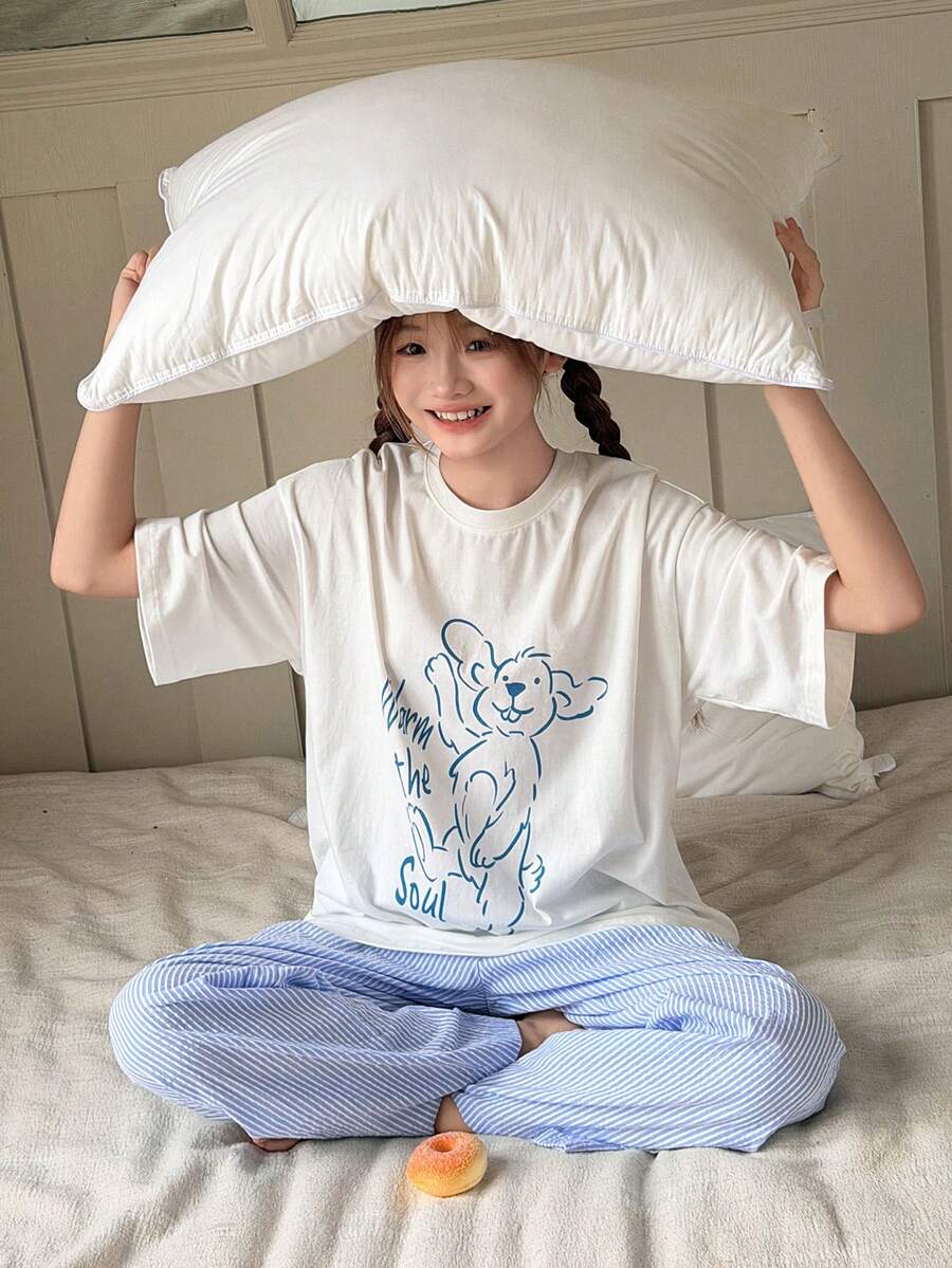 Dazy Kids Bộ đồ ngủ mùa xuân hè dành cho bé gái, gồm áo cổ tròn in hình hoạt hình và quần kẻ sọc. - trắng - Xem 1