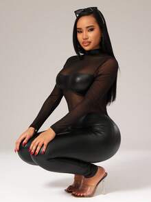 Radiana 女士性感休闲黑色弹力网纱拼接PU连体裤，长袖紧身连体裤，透视紧身连体裤，黑色紧身连体裤，PU连体裤，休闲裤，休闲装。弹力针织面料贴合身形，凸显身材，适合休闲外出、聚会、夜店、俱乐部、庆典、音乐节、派对、假日穿着。 - 黑色 - 查看 6