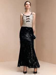 Revavyn Áo đầm nhung bạc lấp lánh đính sequin, hở lưng, dáng ôm, thiết kế nơ sequin khoét sâu ở ngực, thanh lịch cho buổi hẹn hò, áo cổ yếm sang trọng cho đám cưới, tiệc tùng mùa đông, áo kiểu dự tiệc cho nữ, kỳ nghỉ, ngày Valentine. - Bạc - Xem 2