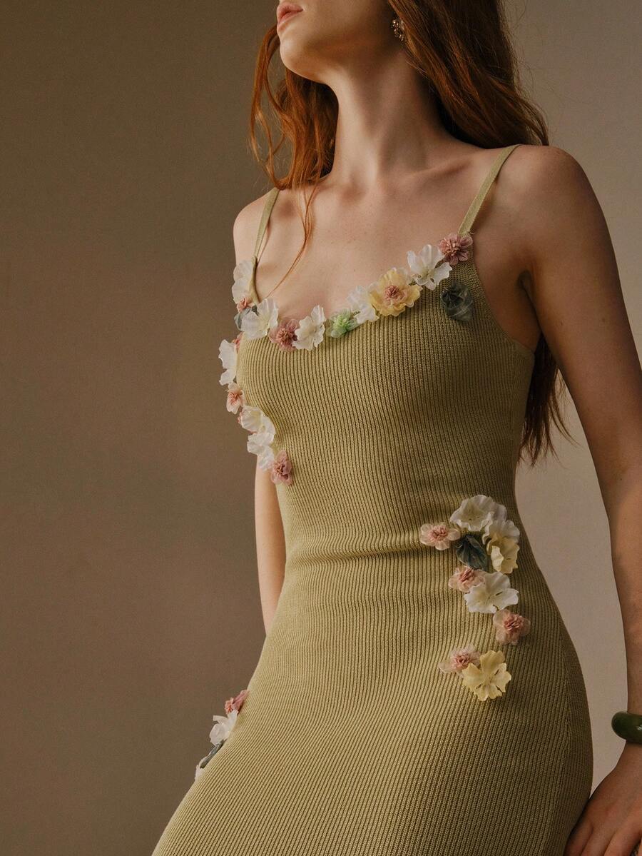 MOTF PREMIUM FLORAL APPLIQUE FITTED CAMISOLE SWEATER DRESS - Green - View 2