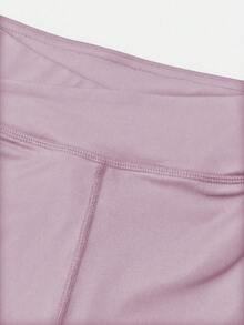 SHEIN 少女运动休闲纯色简约交叉腰带短裤，高弹四向弹力面料，适合骑行、跑步、训练 - 藕粉色 - 查看 7