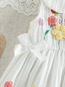 SHEIN Đầm không tay dễ thương cho bé gái với họa tiết hoa 3D và nơ, thích hợp mặc ở nhà, chơi ngoài trời và đi nghỉ mát. - trắng - Xem 4