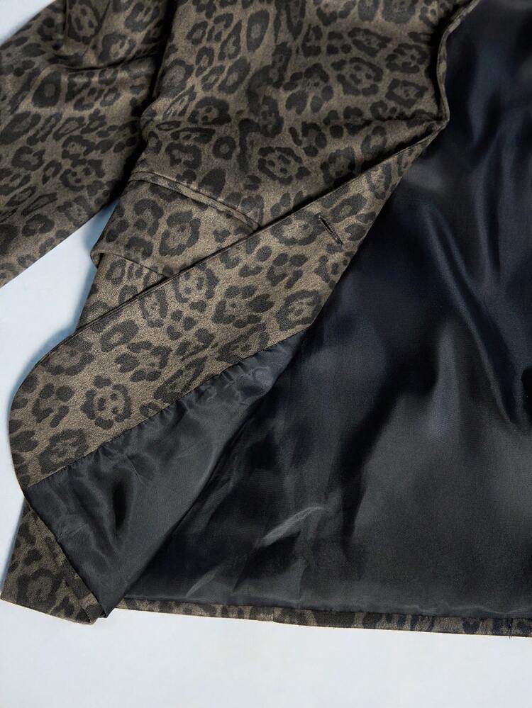 Aveloria Affinna 秋冬棕色豹纹随机图案仿麂皮面料宽肩垫宽松休闲百搭女式西装外套 - 灰色 - 查看 8