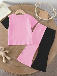 1 Conjunto de Chica Joven Casual Elegante y Lindo con Camiseta de Manga Corta Cuello Redondo con Estampado de Letra de Chica K-POP en Contraste Negro y Rosa y Pantalones Acampanados, Adecuado para Salidas Casuales - Multicolor - Ver 2