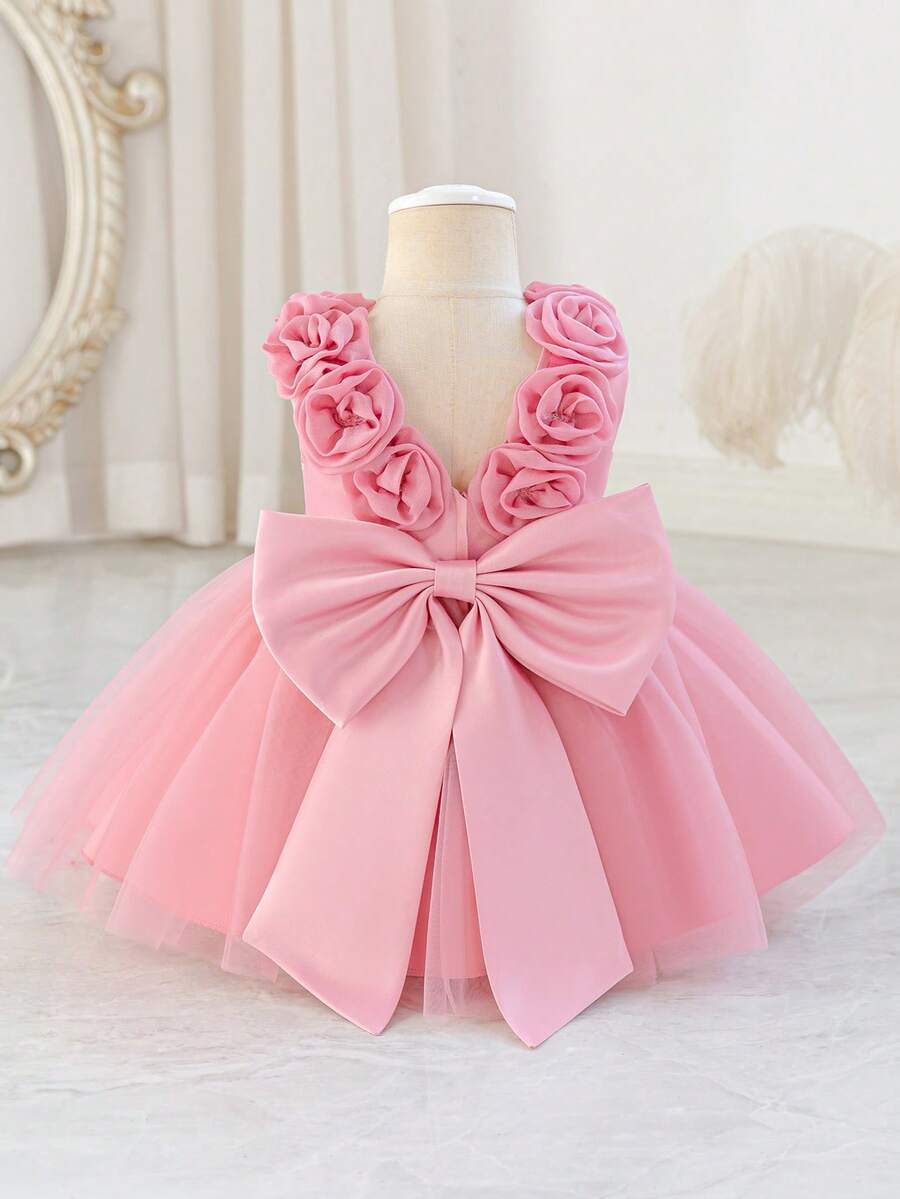 Glamorique Kids 女婴酒红色缎面网纱高档正式连衣裙,后背饰有3D立体花朵,配有大蝴蝶结蓬蓬裙,适合圣诞节/万圣节装扮、女婴生日派对、庆典、宴会等场合。另有粉色蝴蝶结连衣裙、碎花连衣裙、蓬蓬裙、派对连衣裙等款式可供选择。 - 藕粉色 - 查看 1