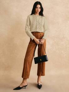 Poéselle 女士时尚优雅刺绣纽扣长袖衬衫 - 杏色 - 查看 4