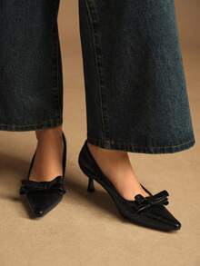 Rosivie Pointed Toe Bow Decor Elegant Commuting High Heels - Black - View 2