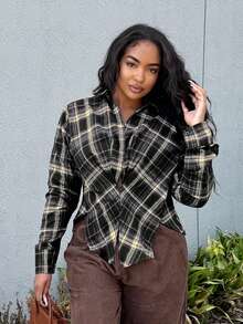 Alexandranx Women's Fall Plaid Ruffle Hem Long Sleeve Casual Side Split Hem Shirt - Light Grey - View 1