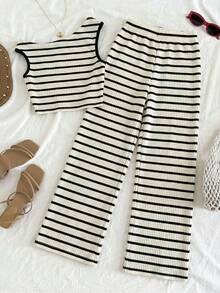 SHEIN Girlism 少女休闲度假街头风不对称肩部纹理针织提花条纹修身短款T恤和配套直筒针织条纹裤套装，返校季穿搭，红白条纹 - 黑與白 - 查看 2