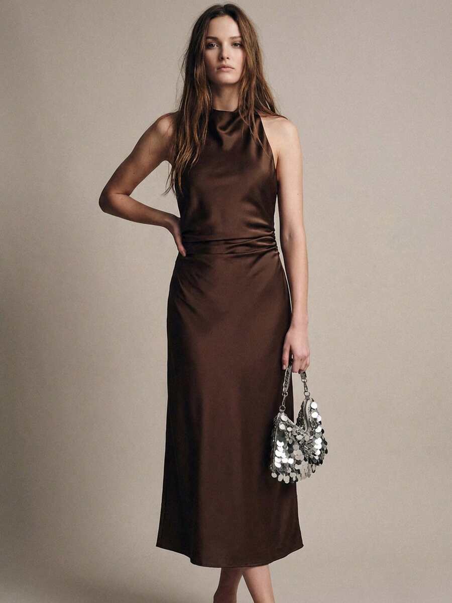 Maija 女士纯色荷叶边领褶裥优雅无袖长款连衣裙，商务休闲优雅连衣裙，复古风格 - 棕色 - 查看 1