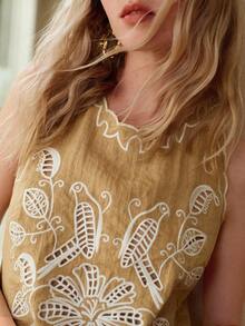 MOTF PREMIUM ÁO TANK TOP NỮ THÊU HỌA TIẾT KHOÉT TINH TẾ LÃNG MẠN - Màu Khaki - Xem 3