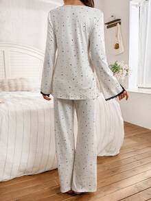 Moonlight&Mama 2pcs Lace Patchwork Maternity Sleepwear Set, Round Neck Star & Moon Print, Elastic Waist Long Sleeve Top & Pants - Apricot - View 2