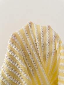 SHEIN EZwear 条纹海星印花圆领短袖T恤和短裤黄色针织修身套装 - 鵝黃色 - 查看 3